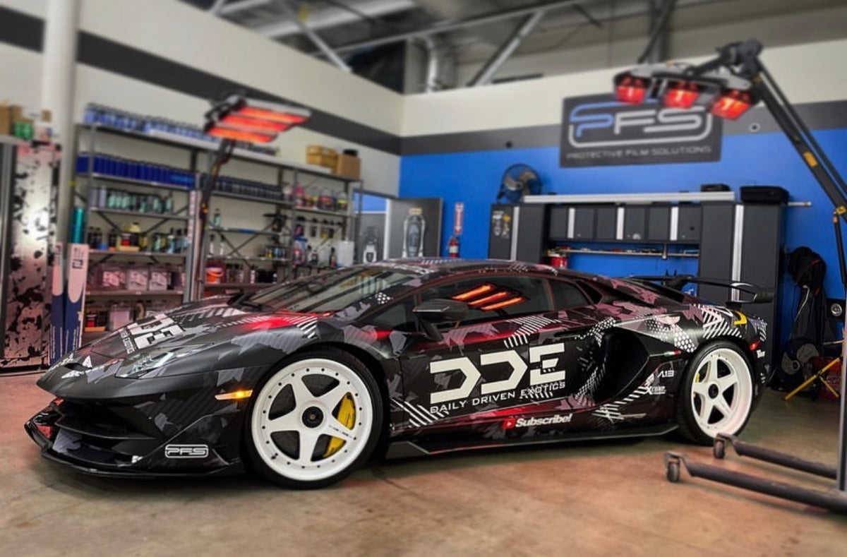 PREORDER 1:18 Lamborghini Aventador SVJ - DDE Black Camo