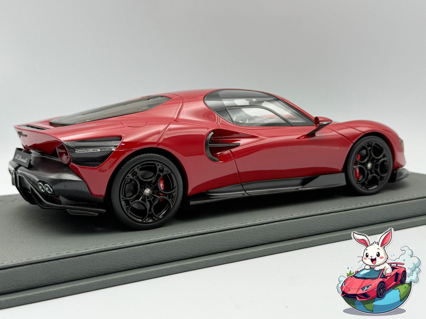 BBR 1:18 Alfa Romeo 33 Stradale (Rosso Alfa)