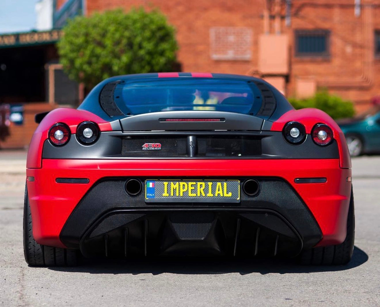 PREORDER 1:18 Ferrari F430 Scuderia - Novitec Rosso 777 (Matte Red)
