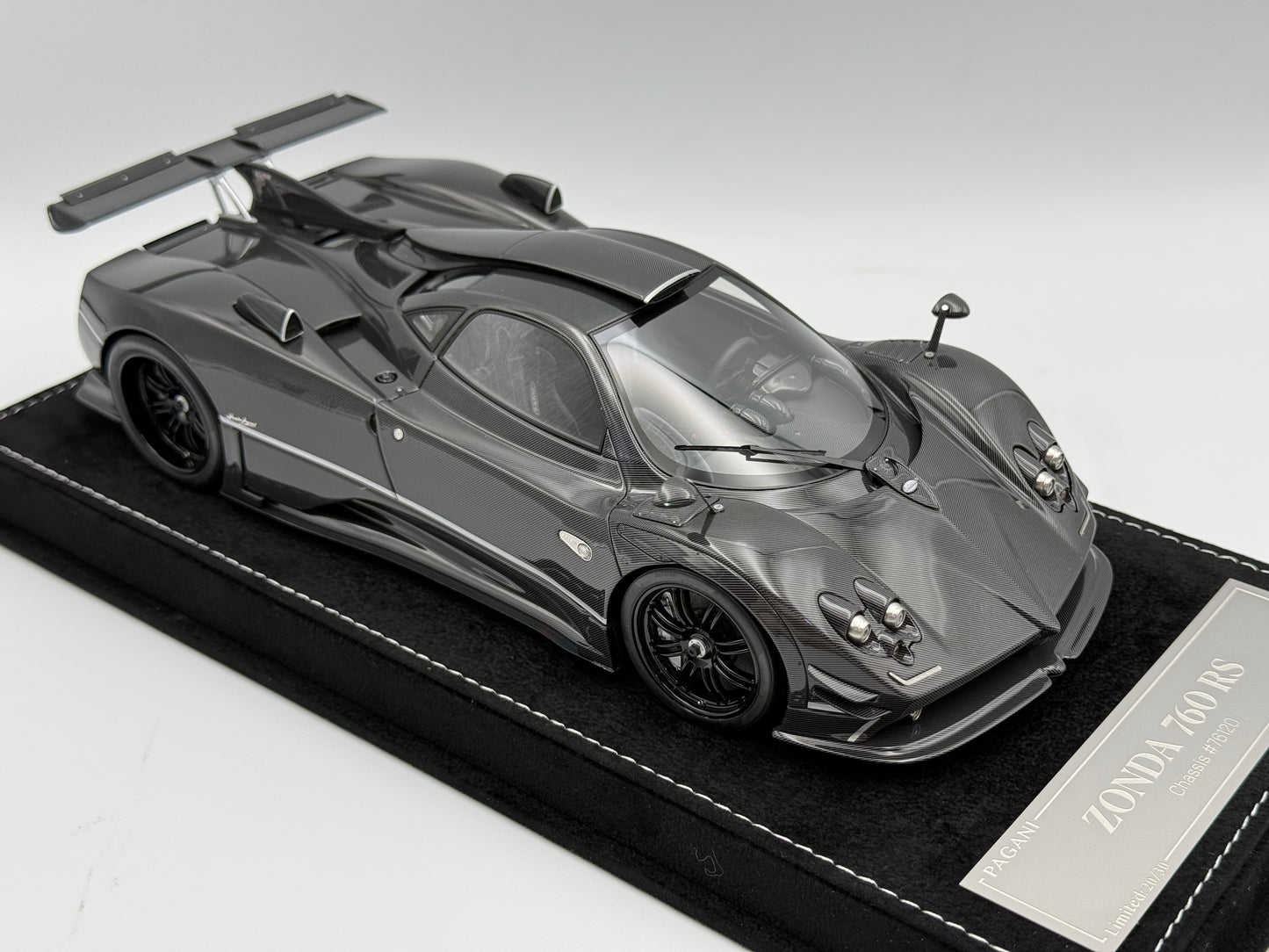 Henson & Heaven 1:18 Pagani Zonda 760RS