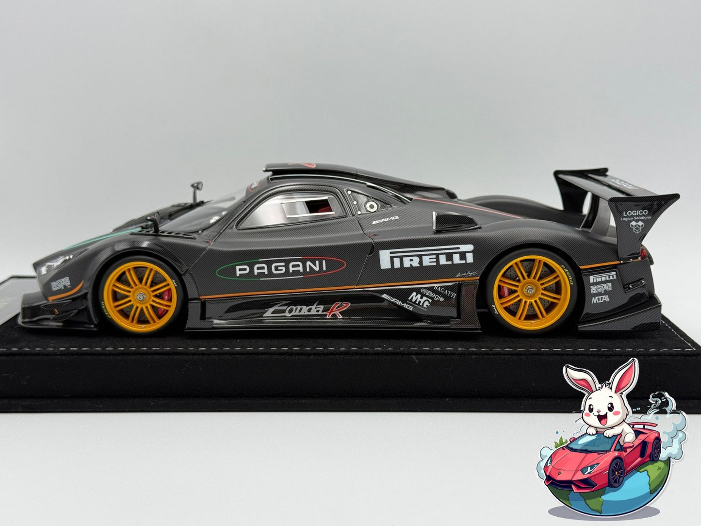 Henson & Heaven 1:18 Pagani Zonda R 'Nurburgring Record'