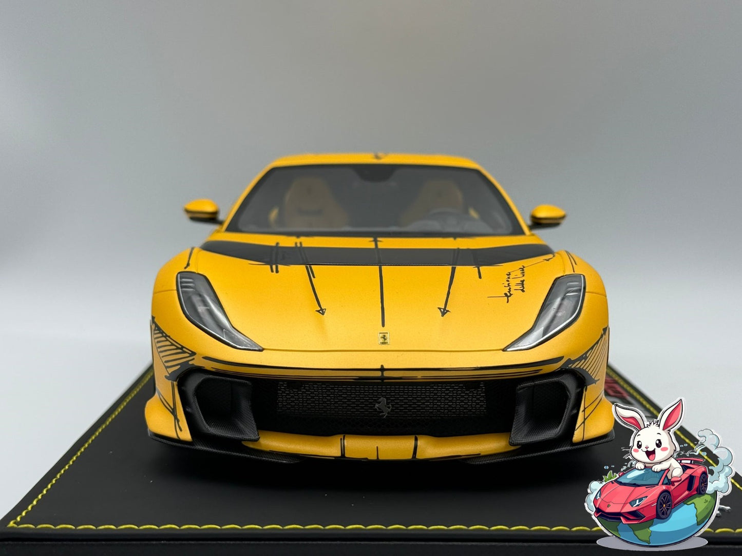 BBR 1:18 Ferrari 812 Competizione (Sketch)