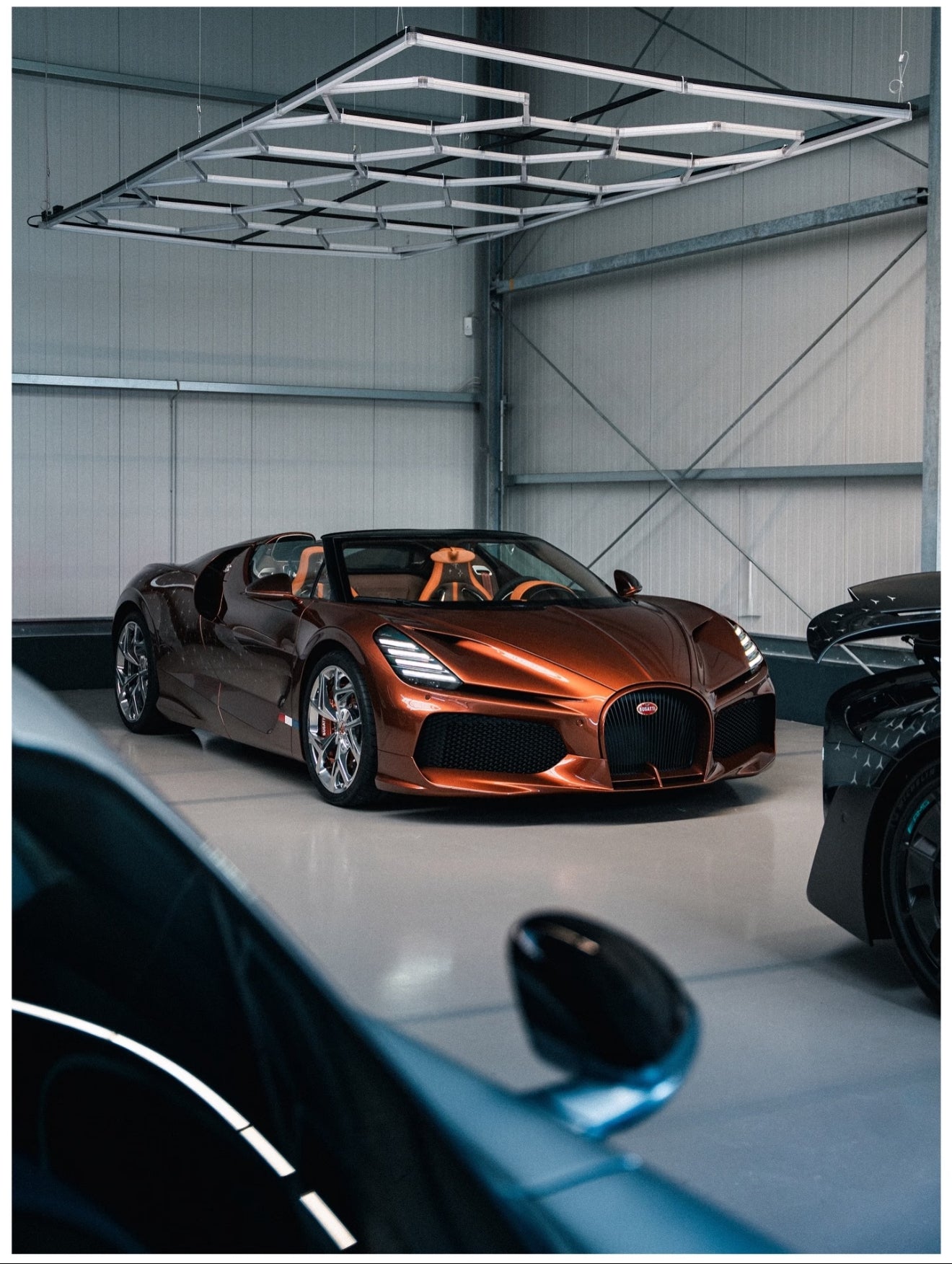 PREORDER 1:18 Bugatti Mistral W16 Le Jeune Prince