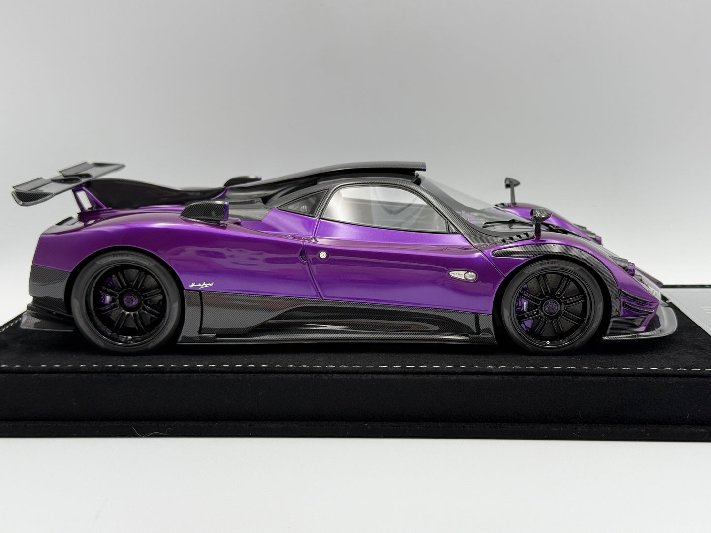 Henson & Heaven 1:18 Pagani Zonda 760 LH