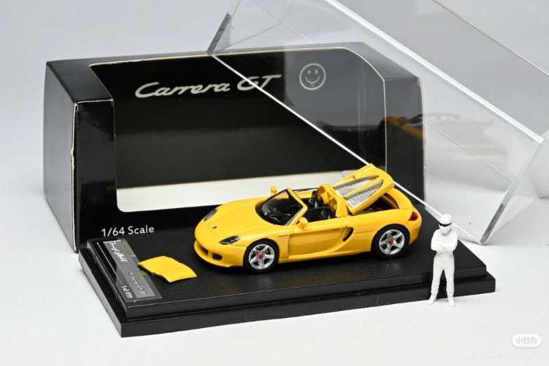 PREORDER Funny Model 1:64 Porsche Carrera GT