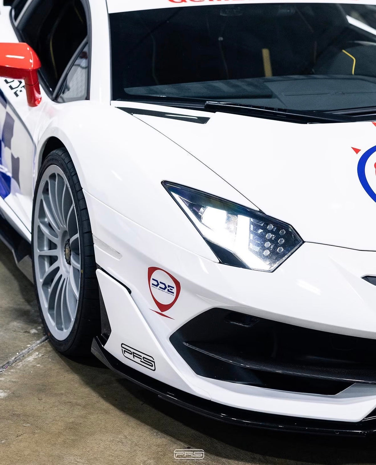 PREORDER 1:18 Lamborghini Aventador SVJ ‘DDE - Fina Livery’