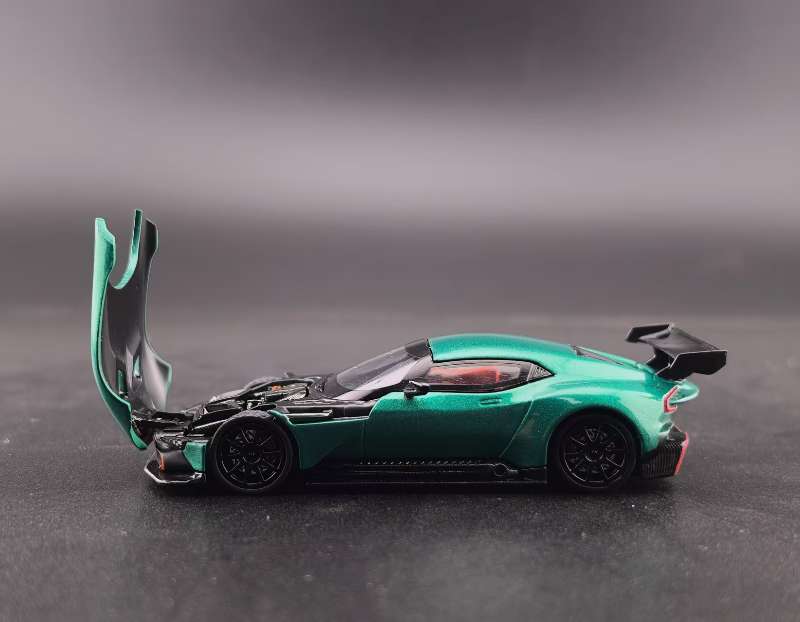 PREORDER Fine Works 1:64 Aston Martin Vulcan ‘Open Bonnet’