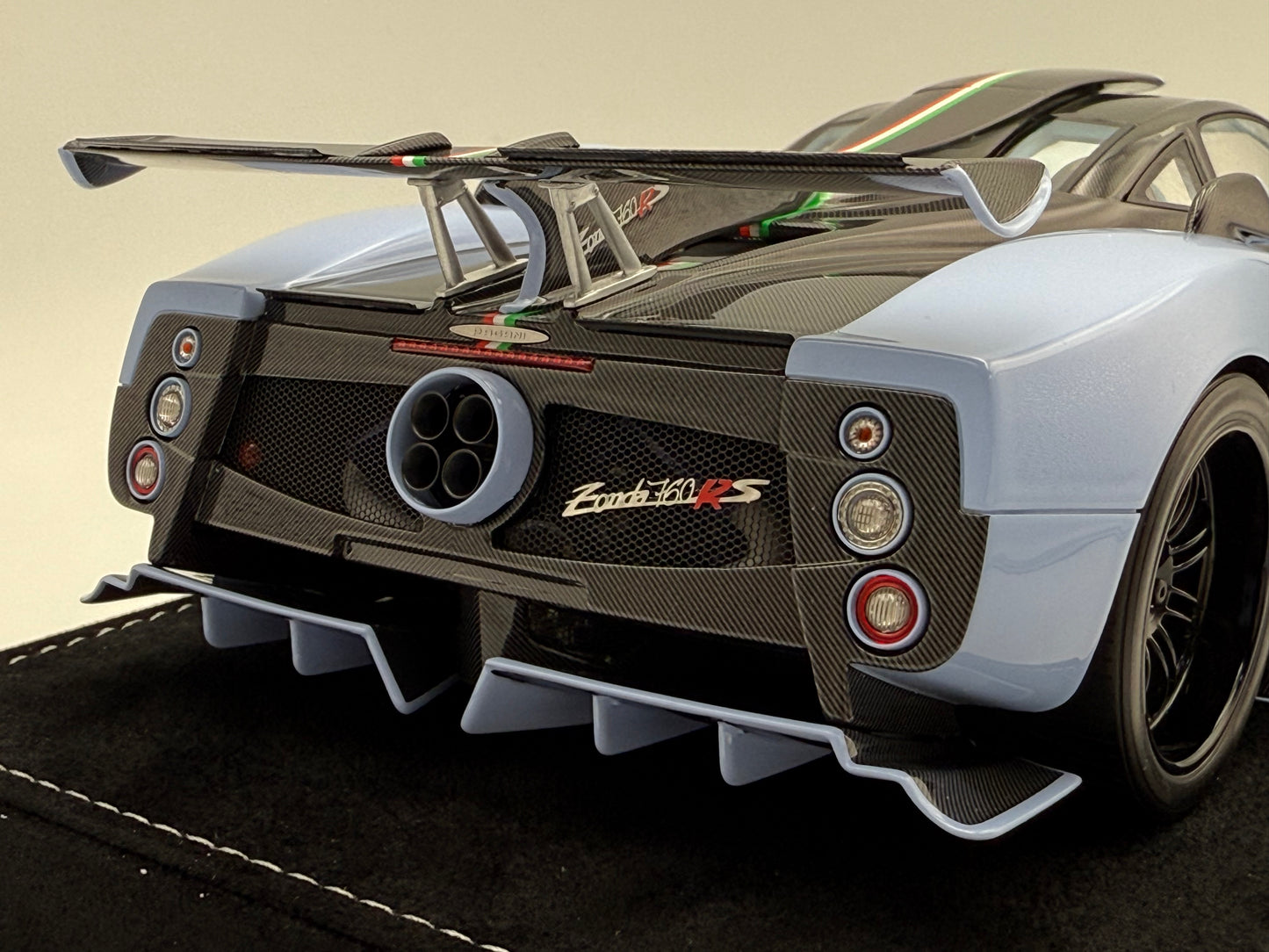 Henson & Heaven 1:18 Pagani Zonda 760RS (Baby Blue)