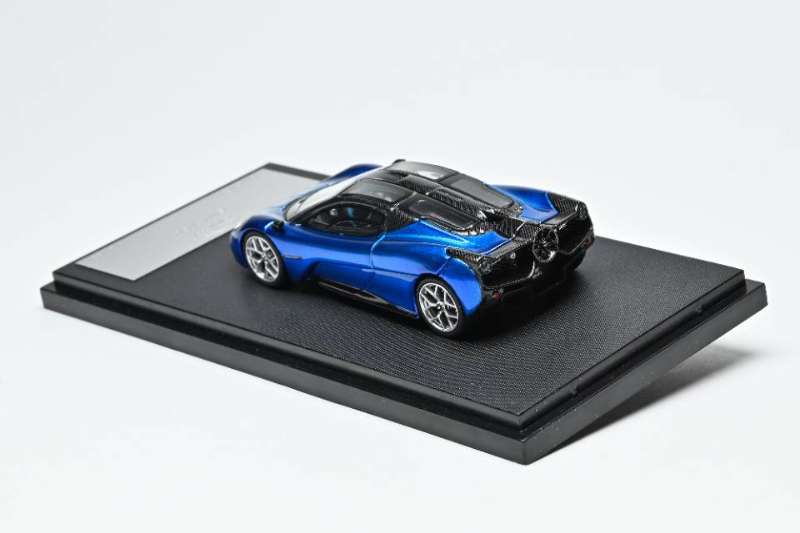 PREORDER 7CM Model 1:64 Gordon Murray Automotive G.M.A T.50