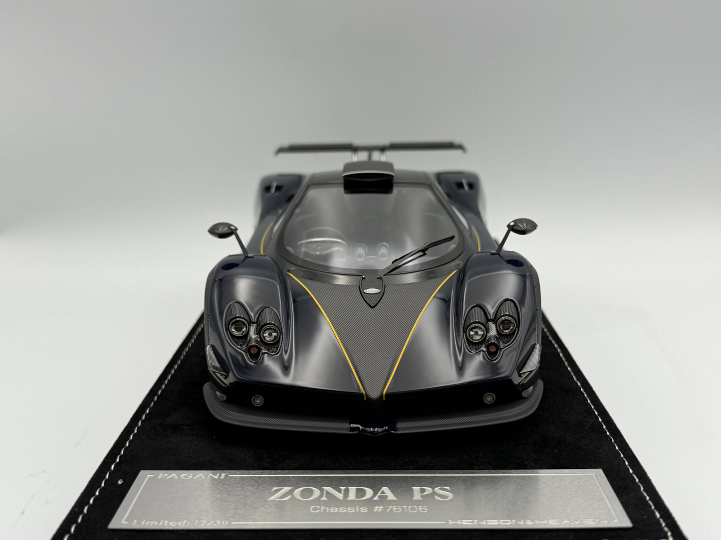 Henson & Heaven 1:18 Pagani Zonda PS II