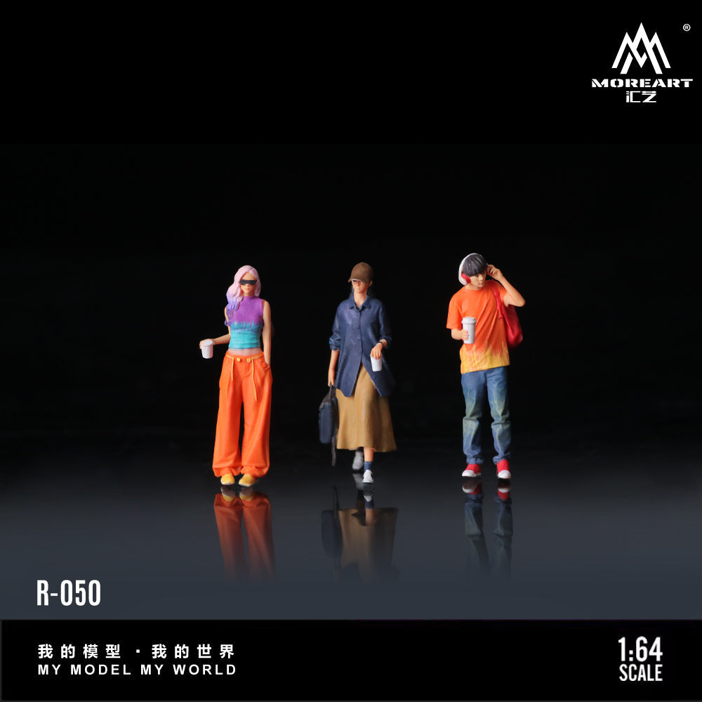 Moreart 1:64 Cup Holding Shopping Doll Set