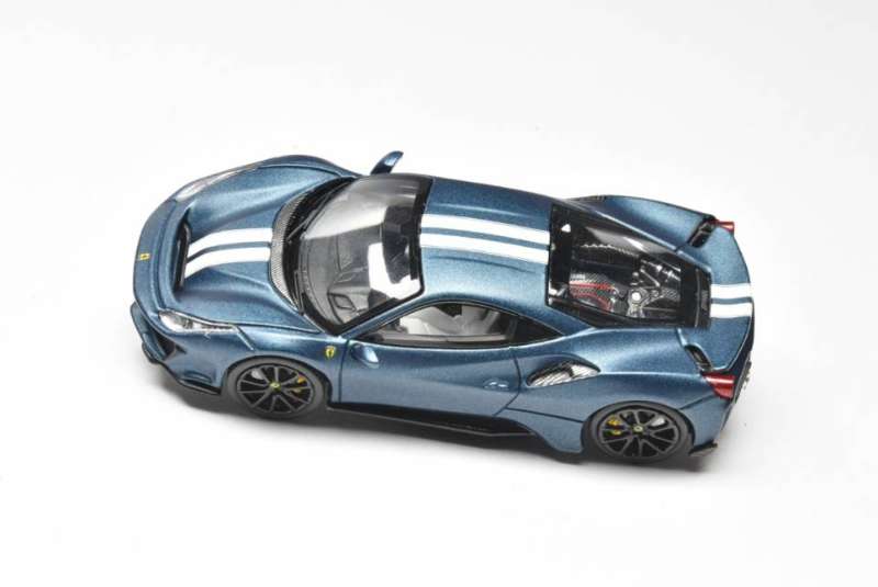 PREORDER Stance Hunters 1:64 Ferrari 488 Pista Novitec Rosso