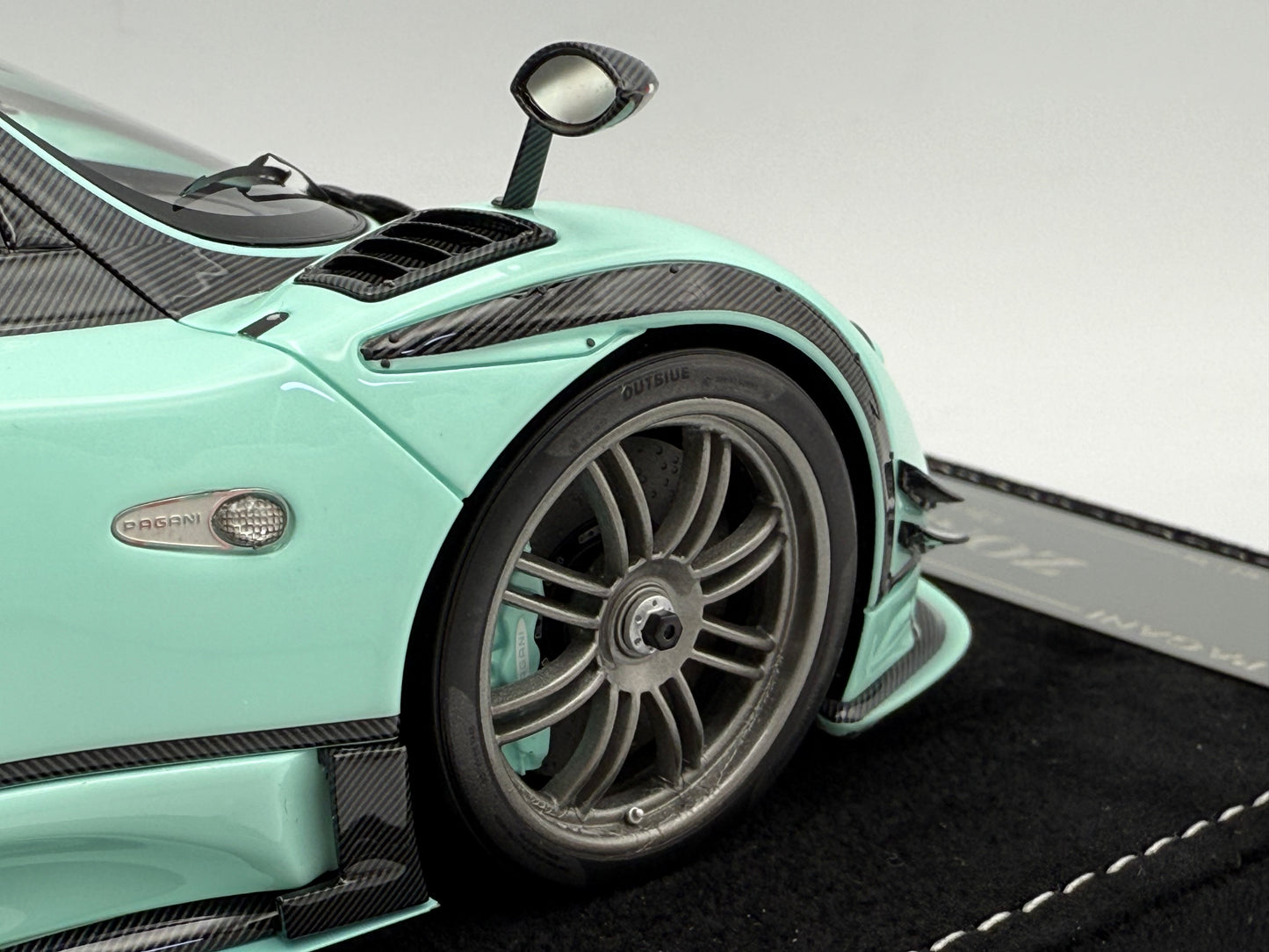 Henson & Heaven 1:18 Pagani Zonda 760 RSJX