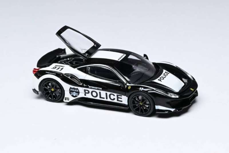 PREORDER Stance Hunters 1:64 Ferrari 488 Pista Novitec Rosso