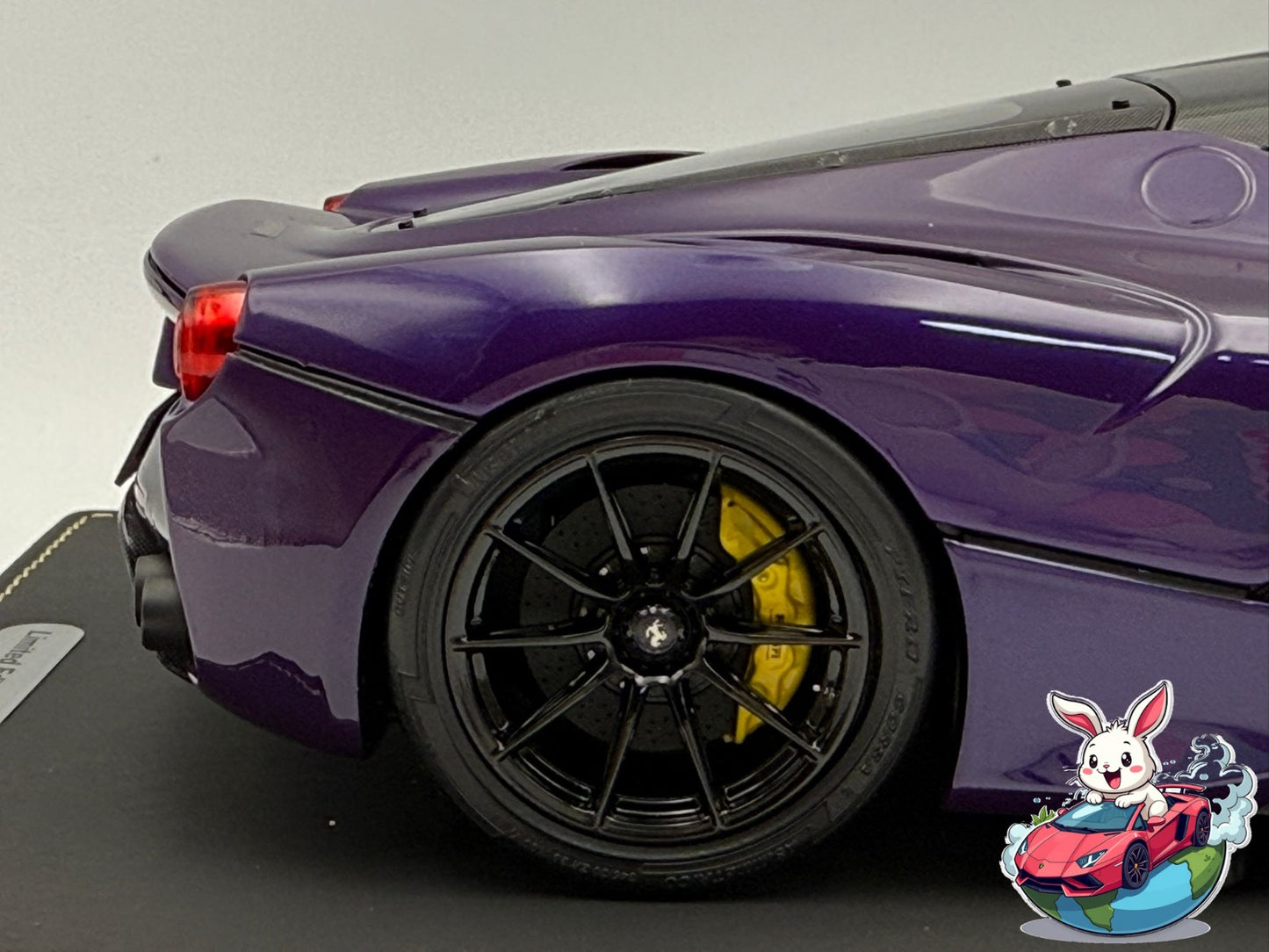 BBR 1:18 Ferrari Laferrari Purple Dubai TAILOR MADE