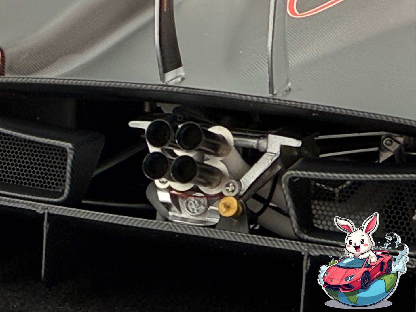 Henson & Heaven 1:18 Pagani Zonda R 'Nurburgring Record'