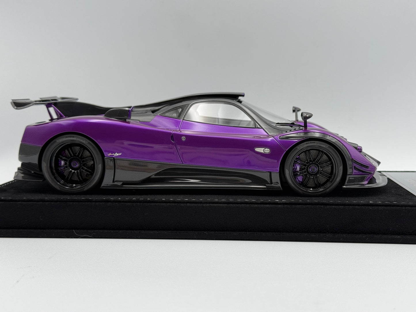 Henson & Heaven 1:18 Pagani Zonda 760 LH
