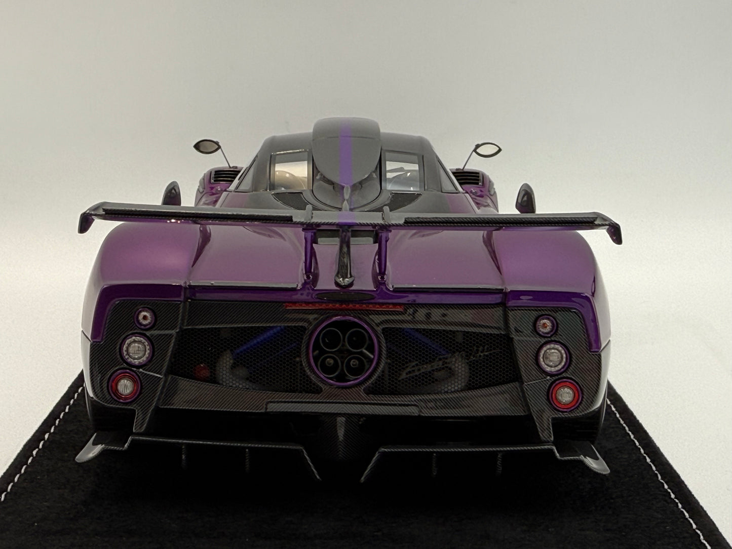 Henson & Heaven 1:18 Pagani Zonda 760 LH