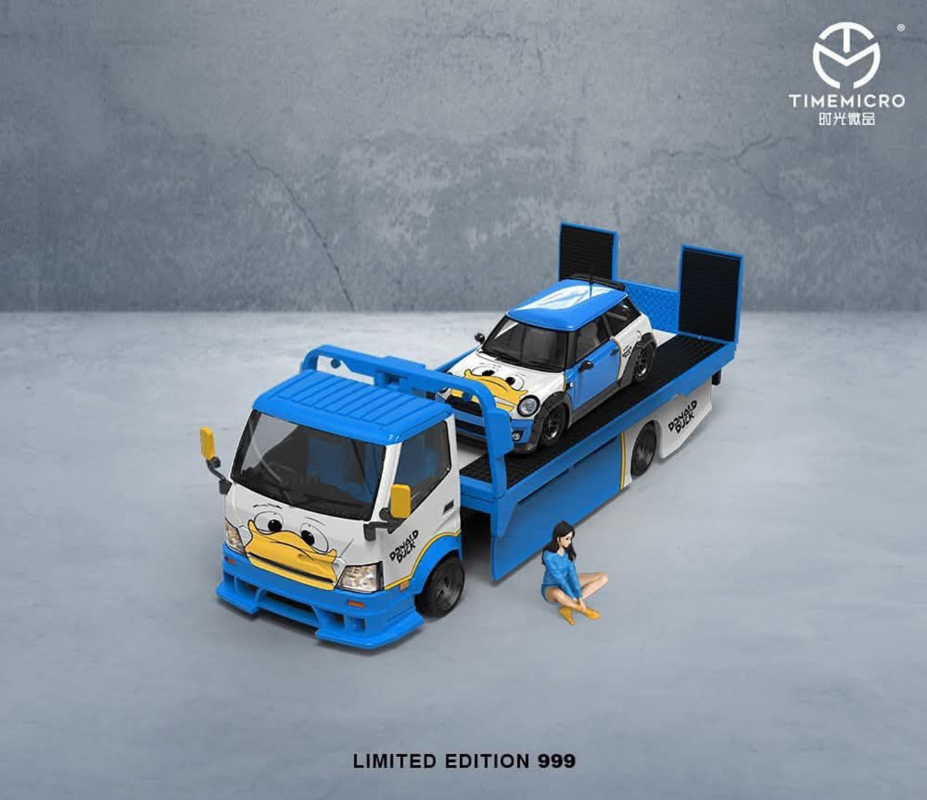 Time Micro 1:64 Hino H300 Donald Duck set (Truck + Fig. + Car)