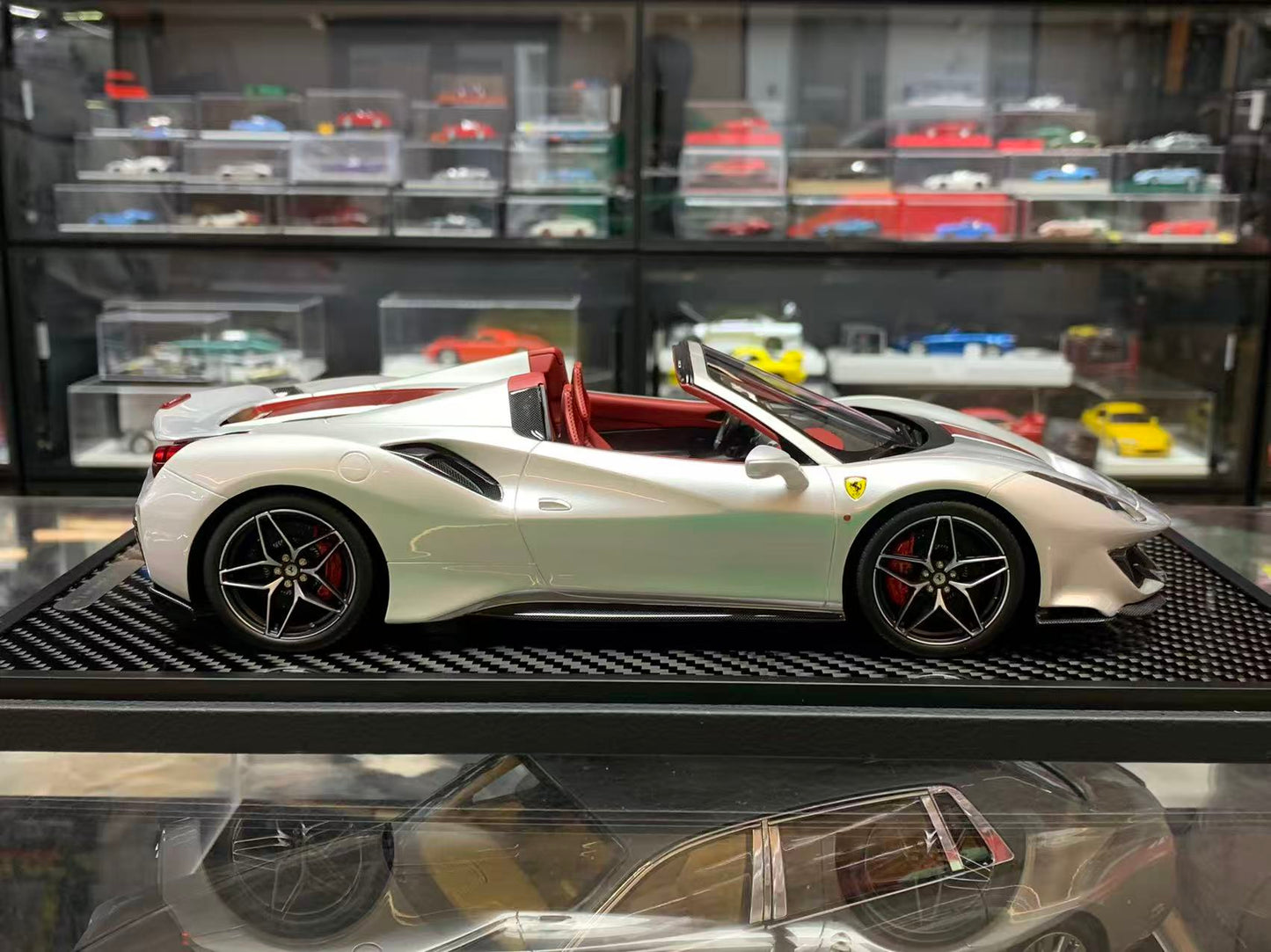 BBR 1:18 Ferrari 488 Pista Spider