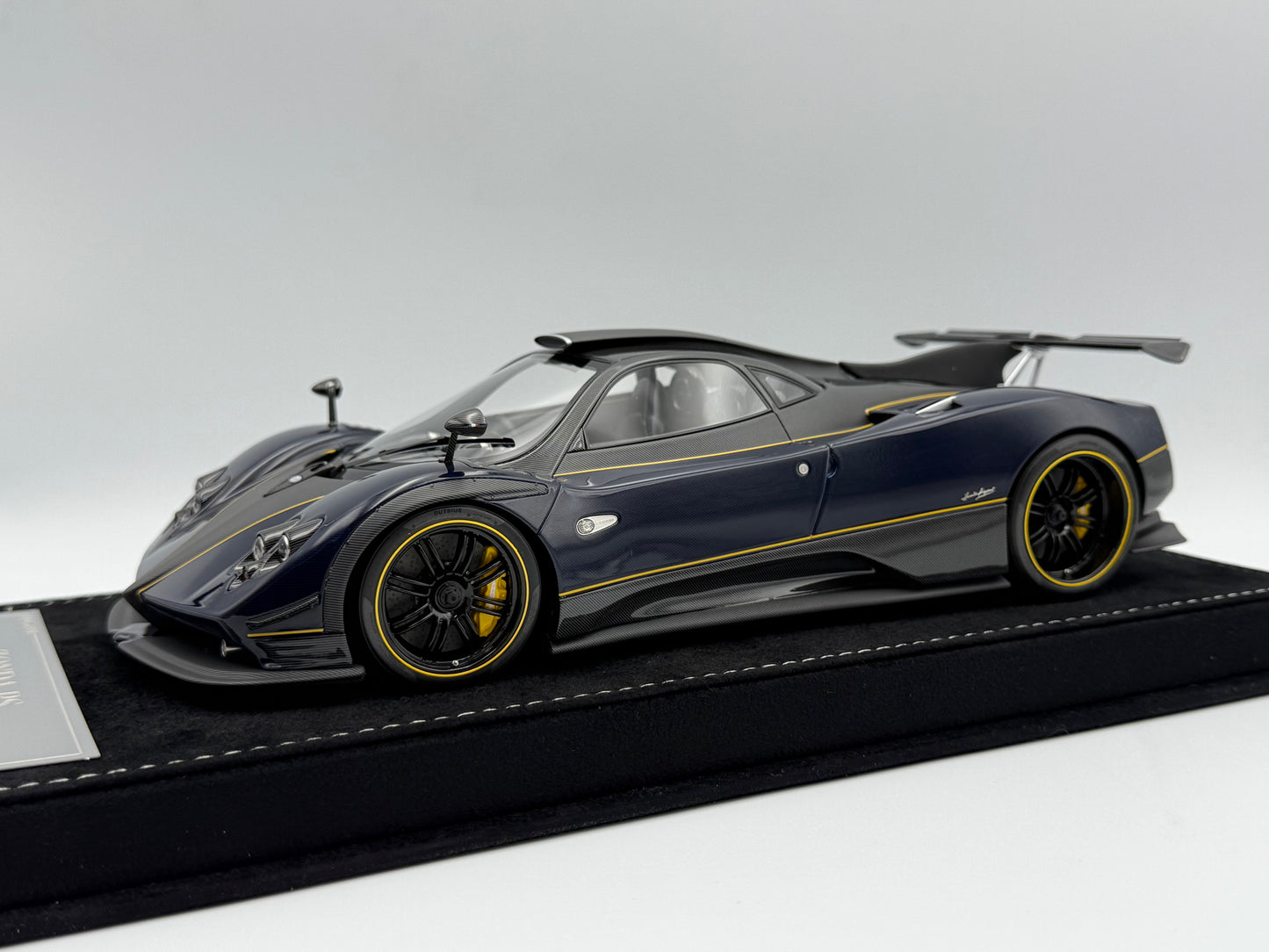 Henson & Heaven 1:18 Pagani Zonda PS II