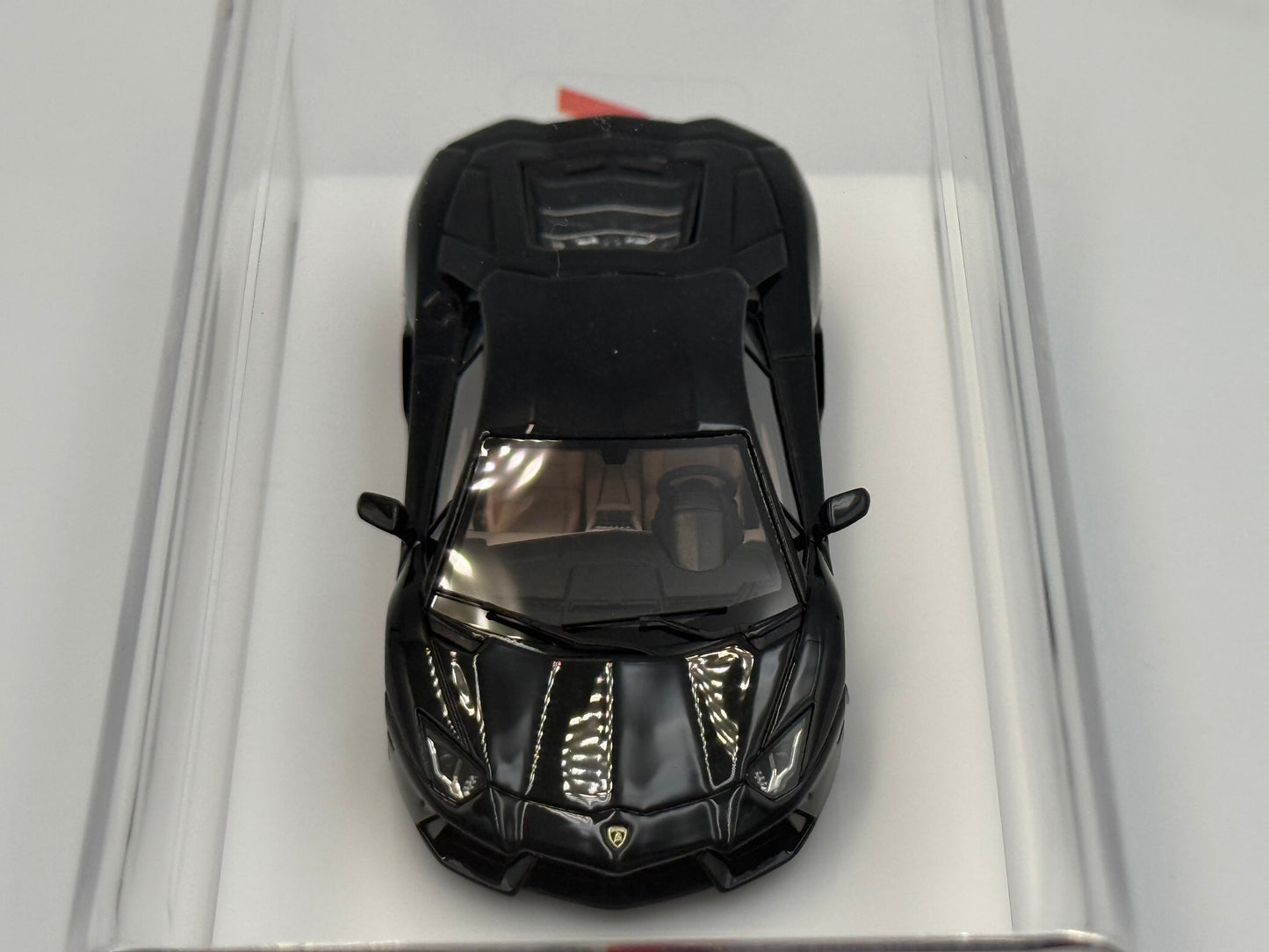 VMB 1:64 Lamborghini Aventador LP700-4 (Black)