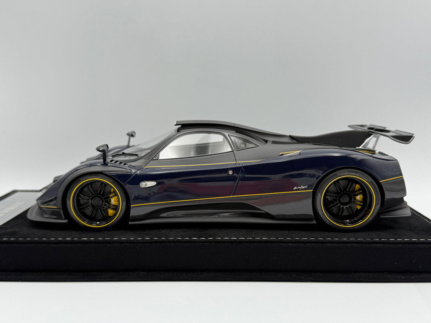 Henson & Heaven 1:18 Pagani Zonda PS II