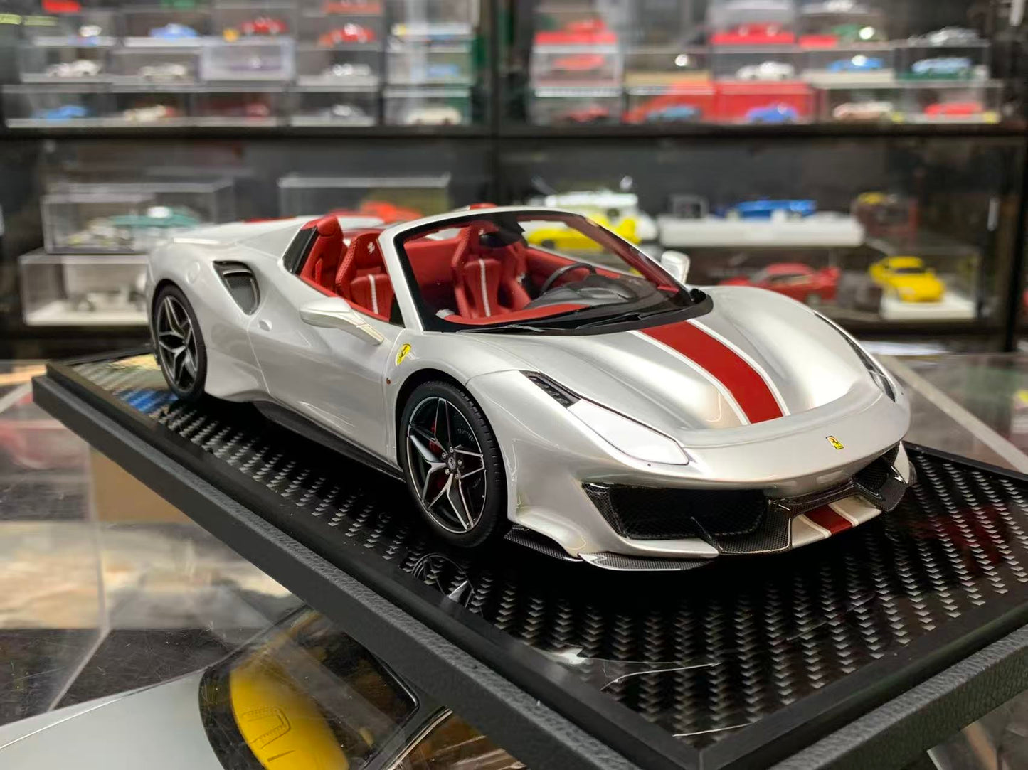 BBR 1:18 Ferrari 488 Pista Spider