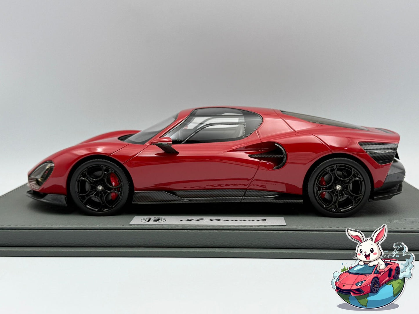 BBR 1:18 Alfa Romeo 33 Stradale (Rosso Alfa)