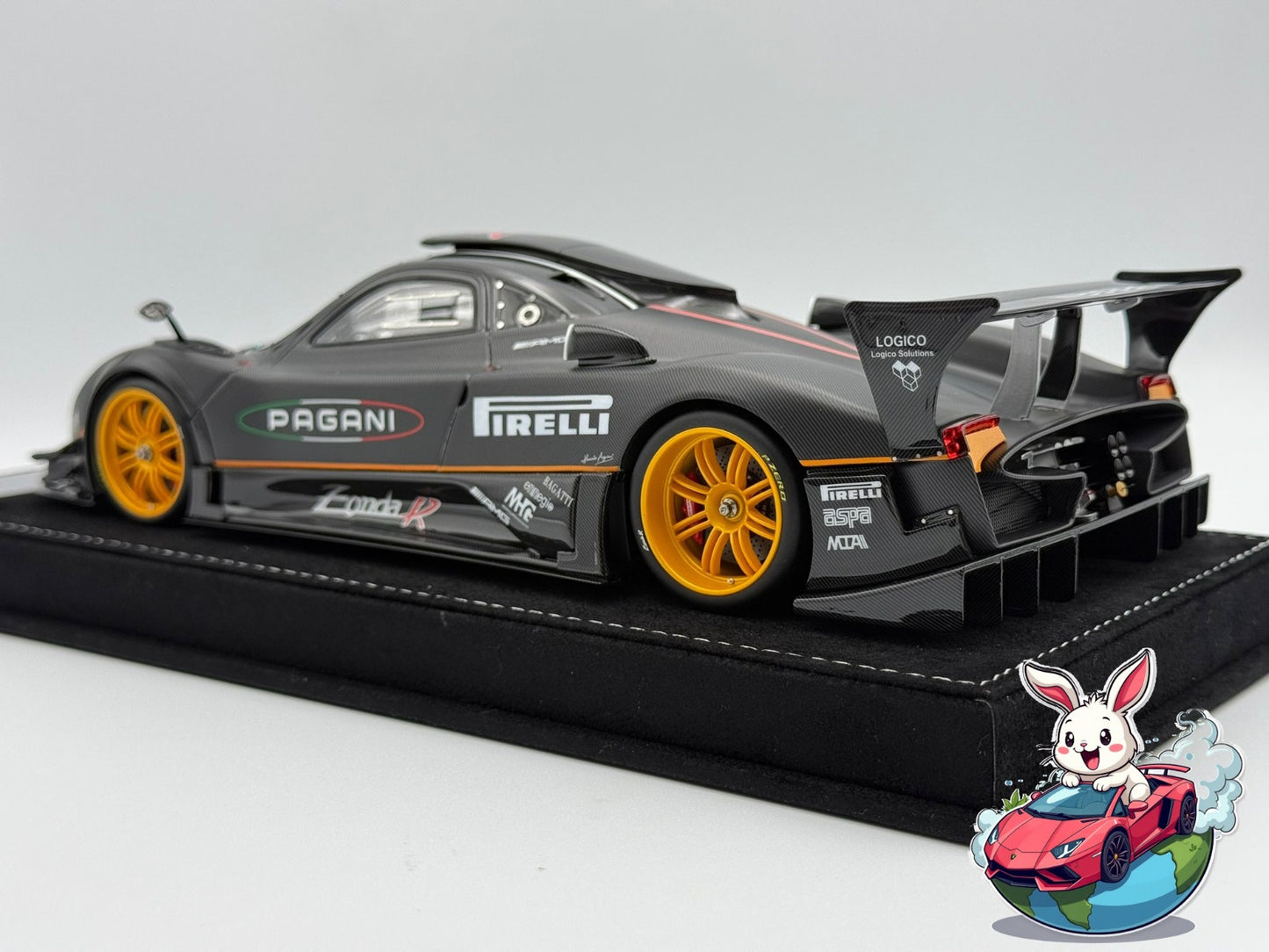 Henson & Heaven 1:18 Pagani Zonda R 'Nurburgring Record'