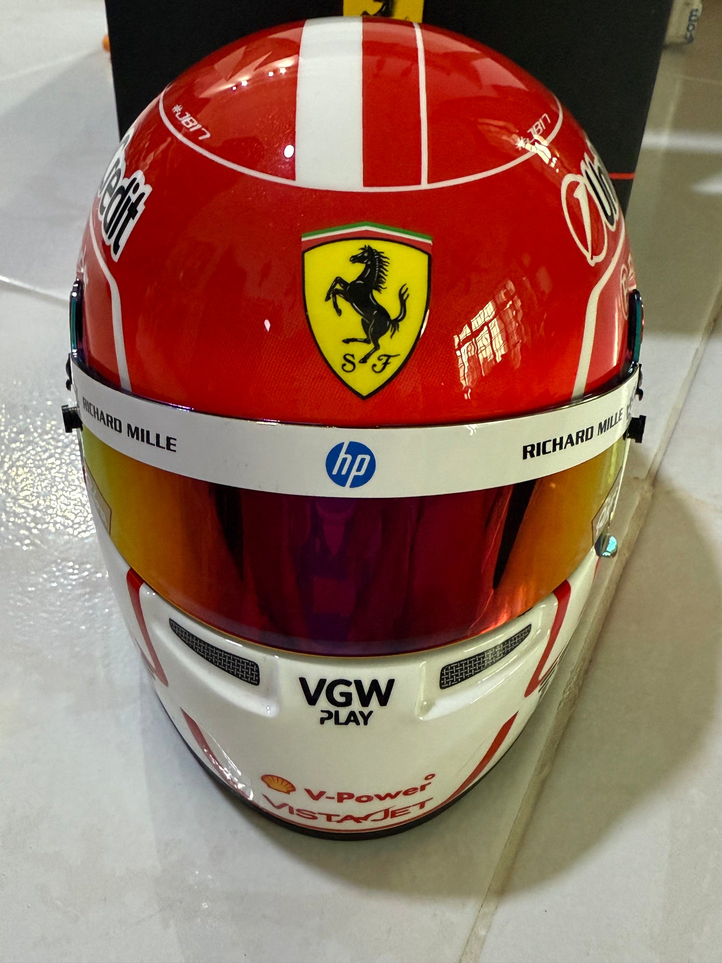 BELL 1:2 Mini Helmet Season 2025 - Charles Leclerc