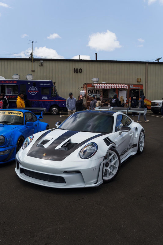 Henson & Heaven 1:18 Porsche 992 GT3 RS - White Panda
