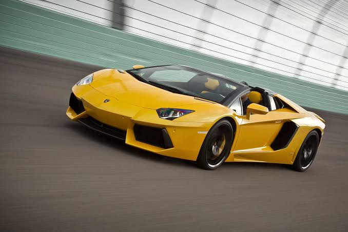 PREORDER Henson & Heaven 1:18 Lamborghini Aventador LP700-4 Roadster
