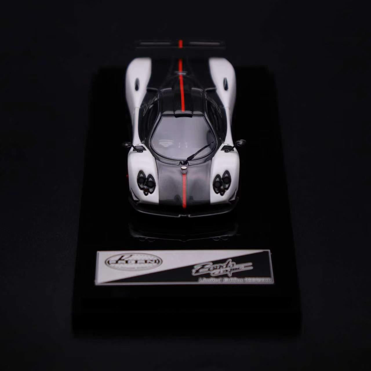 Sakura Model 1:64 Pagani Zonda Cinque (White/Red) ‘RHD’