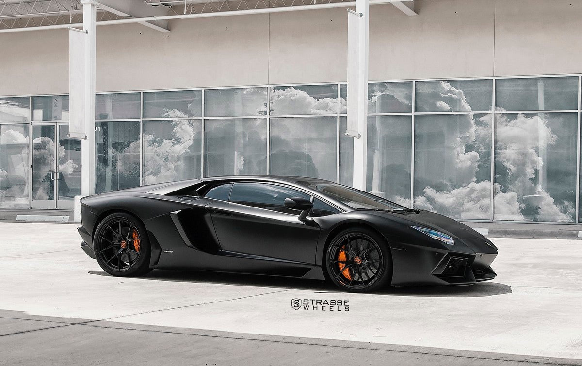 PREORDER VMB 1:18 Lamborghini Aventador LP700-4