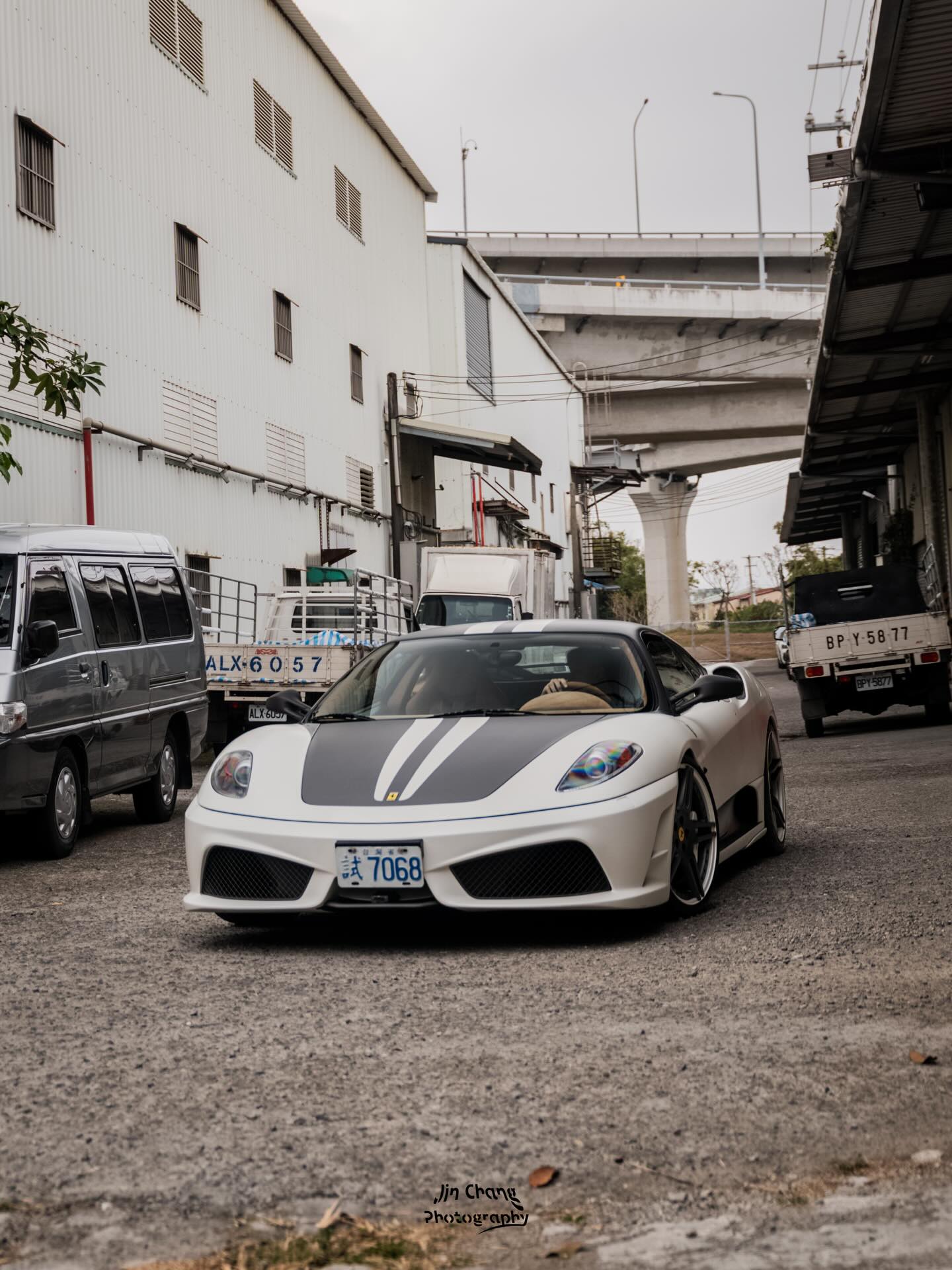 PREORDER 1:18 Ferrari F430 Scuderia - Novitec Rosso 777 (Matte White)