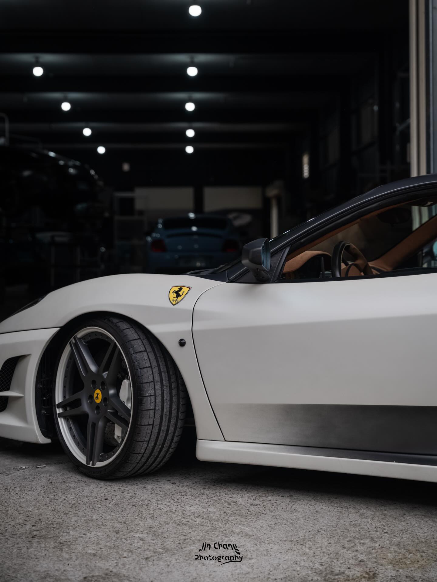 PREORDER 1:18 Ferrari F430 Scuderia - Novitec Rosso 777 (Matte White)