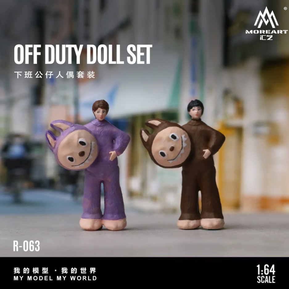 MoreArt 1:64 OFF DUTY DOLLSET