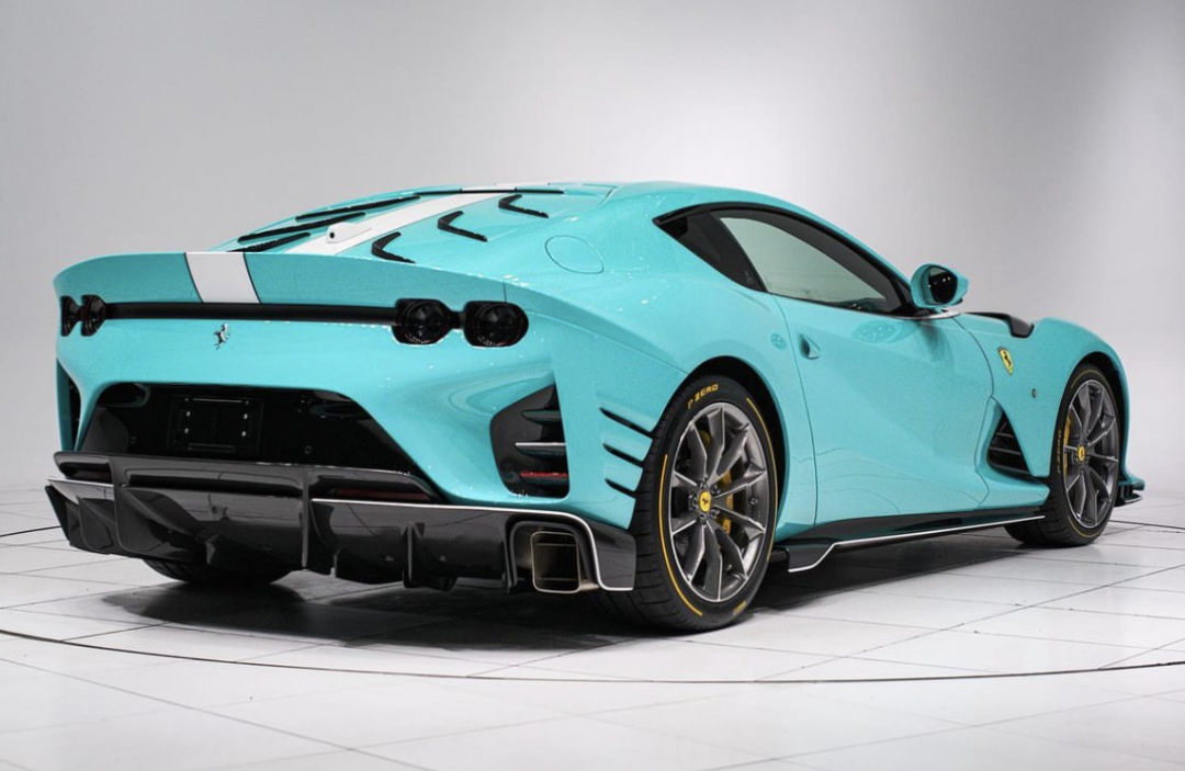 PREORDER Henson & Heaven 1:18 Ferrari 812 Competizione (Tiffany Blue)