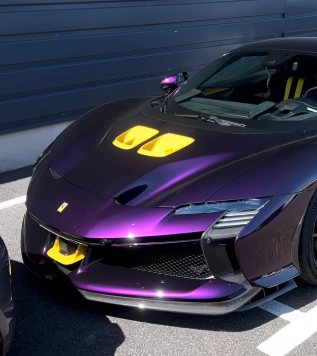 PREORDER Henson & Heaven 1:18 Ferrari SF90XX Stradale (Viola Hong Kong)