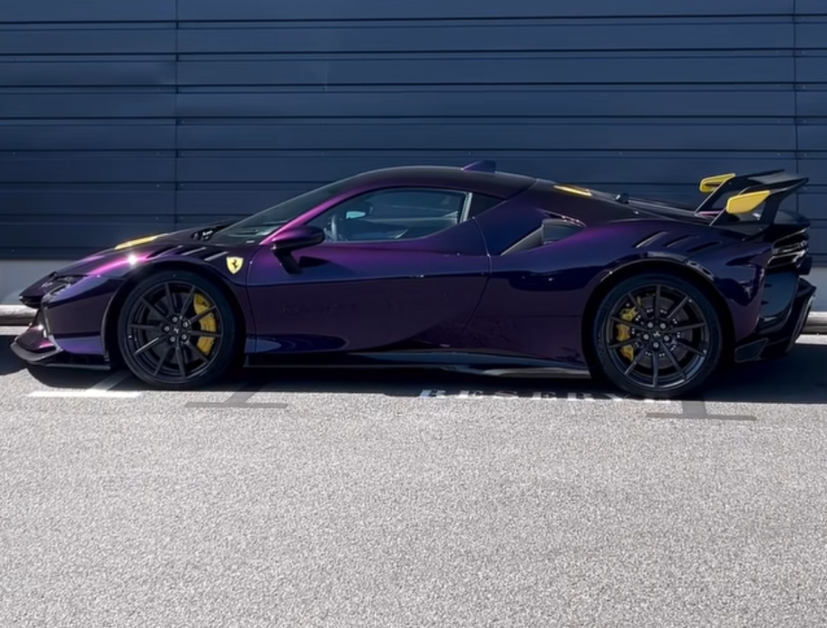 PREORDER Henson & Heaven 1:18 Ferrari SF90XX Stradale (Viola Hong Kong)