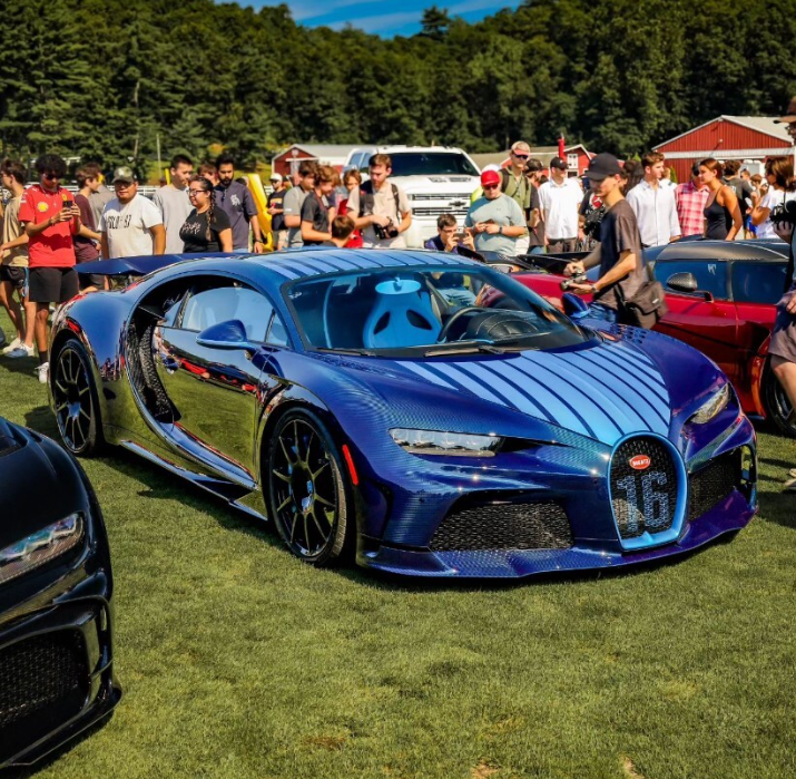 PREORDER Henson & Heaven 1:18 Bugatti Chiron Super Sport ‘Extreme French Racing Blue’