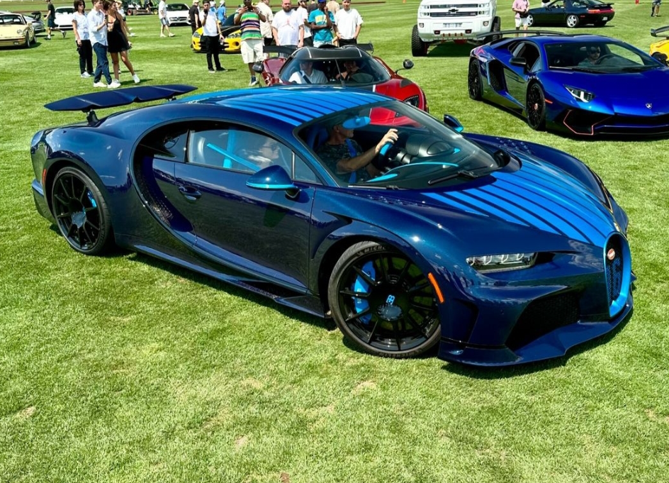 PREORDER Henson & Heaven 1:18 Bugatti Chiron Super Sport ‘Extreme French Racing Blue’