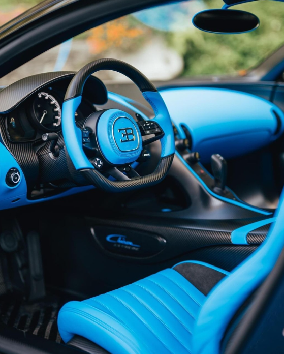 PREORDER Henson & Heaven 1:18 Bugatti Chiron Super Sport ‘Extreme French Racing Blue’