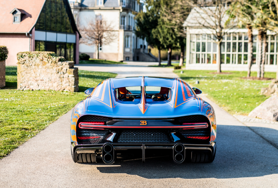 PREORDER Henson & Heaven 1:18 Bugatti Chiron Super Sport ‘Vagues de Lumiere’