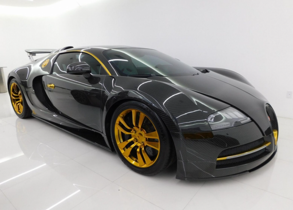 PREORDER VMB x Miniature Planet 1:18 Bugatti Veyron MANSORY Vivere (Carbon Fiber/Gold)