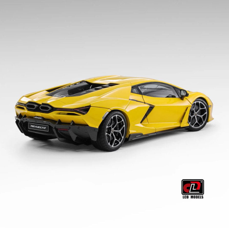 PREORDER LCD 1:18 Lamborghini Revuelto (Yellow)