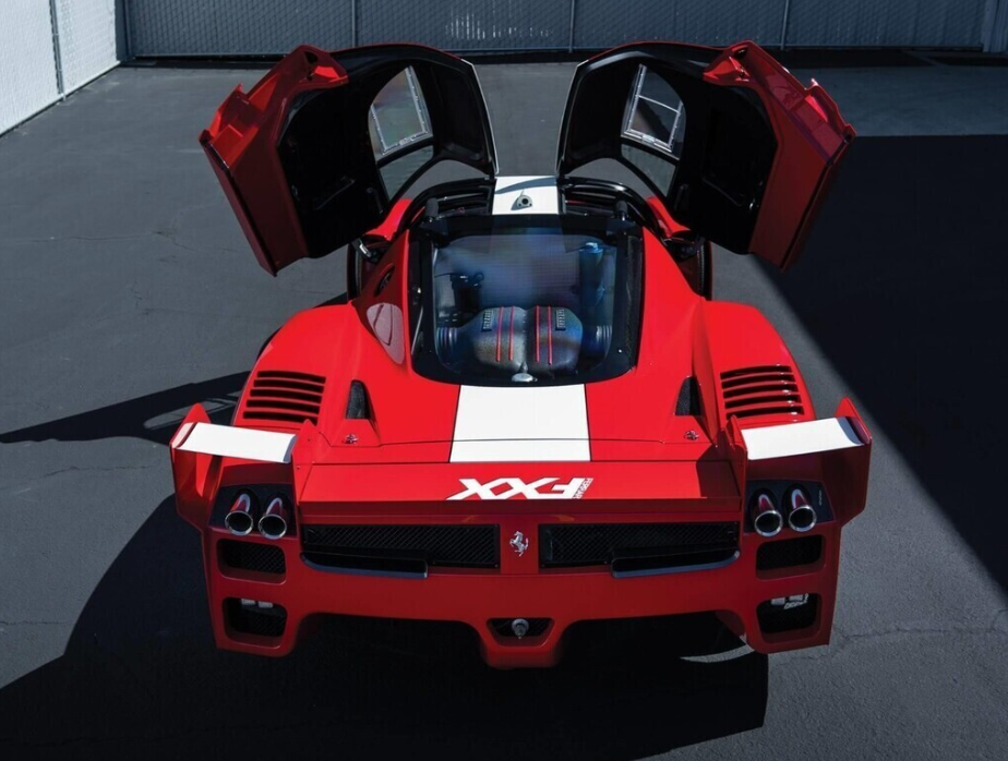 PREORDER Henson & Heaven 1:18 Ferrari FXX (Rosso Corsa)