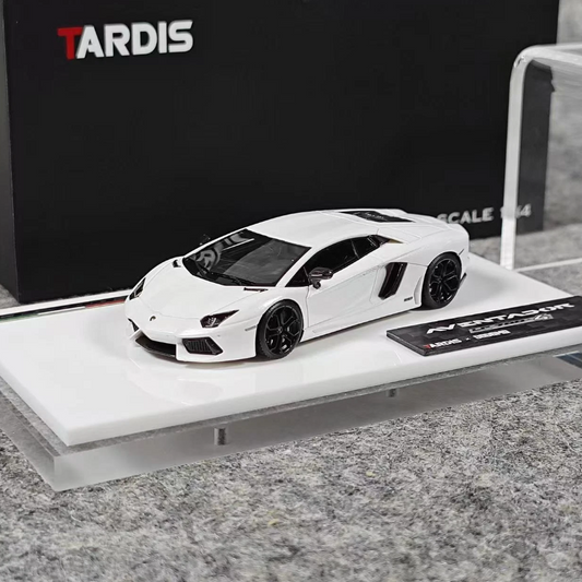 Tardis 1:64 Lamborghini Aventador LP700-4 (White)