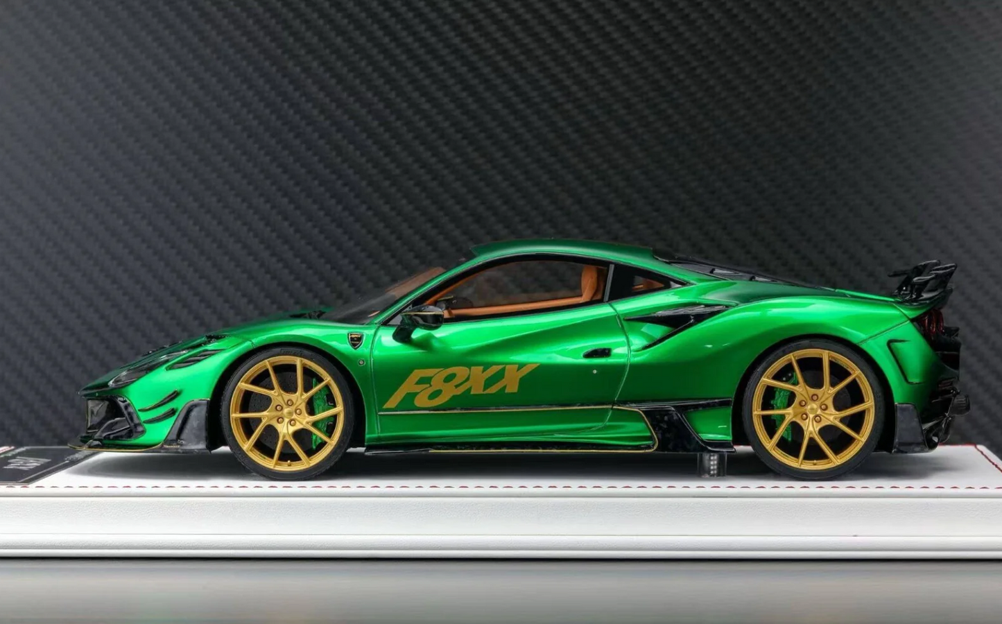 Davis & Giovanni 1:18 Ferrari F8XX MANSORY (Emerald Green)